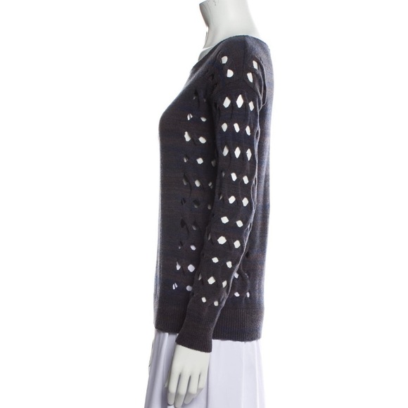 One Grey Day Pullover - Size Small - Picture 7 of 12